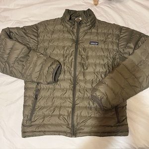 EUC Patagonia Men’s Down Sweater